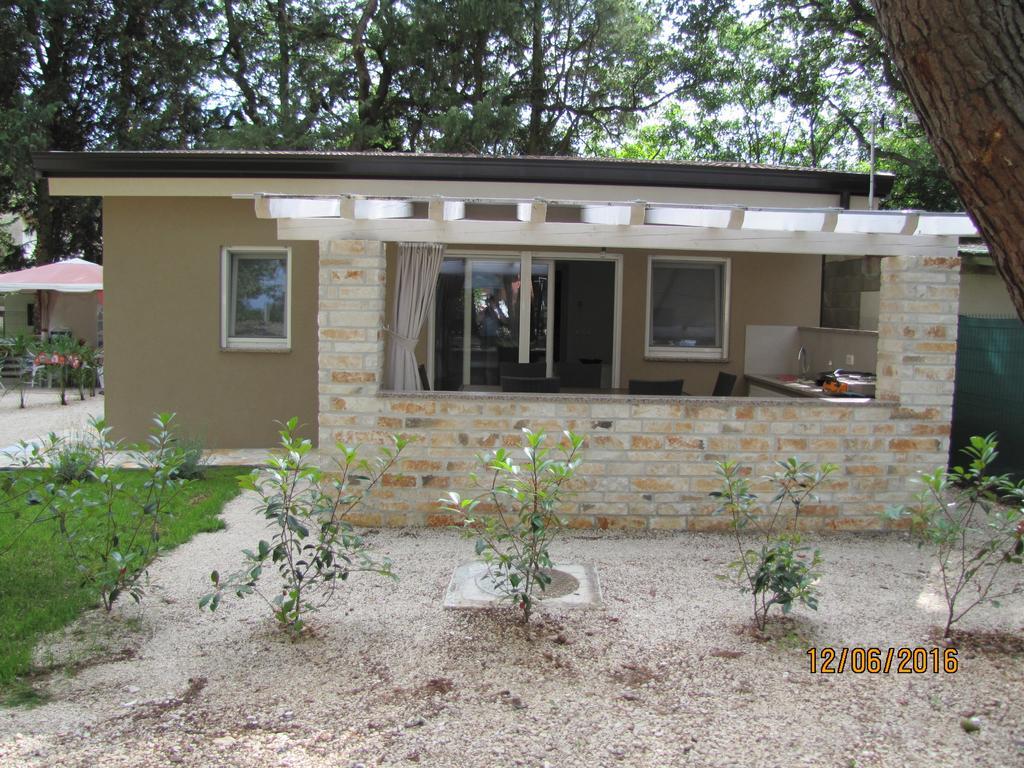 Holiday Park Mimoza Basanija Exterior photo