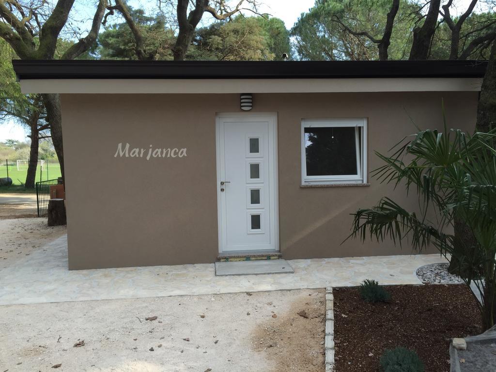 Holiday Park Mimoza Basanija Exterior photo