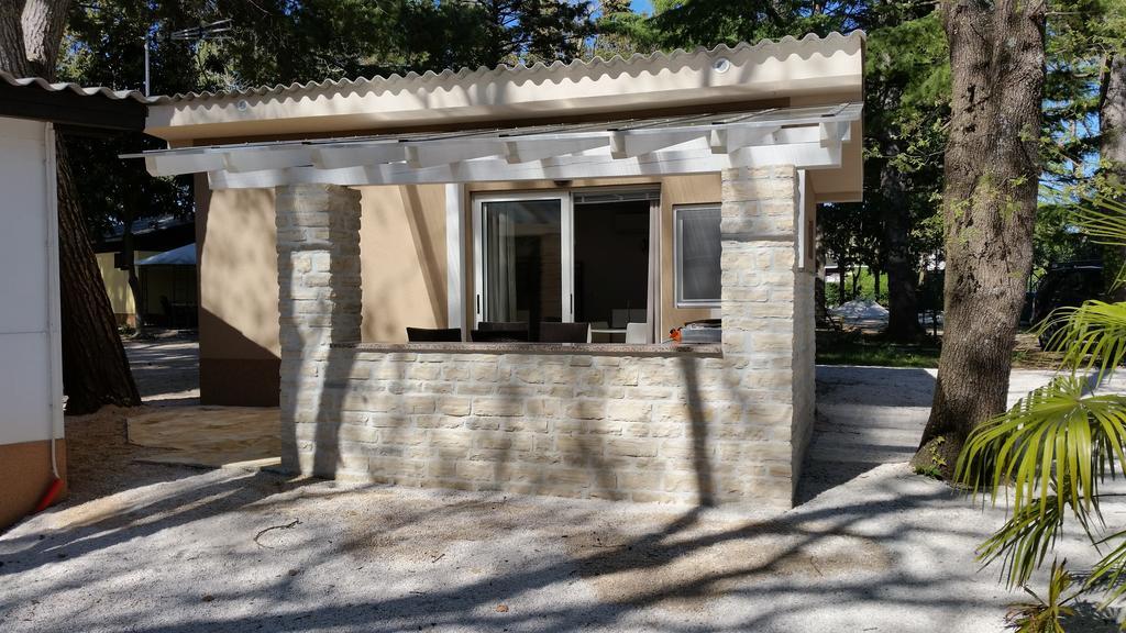 Holiday Park Mimoza Basanija Exterior photo